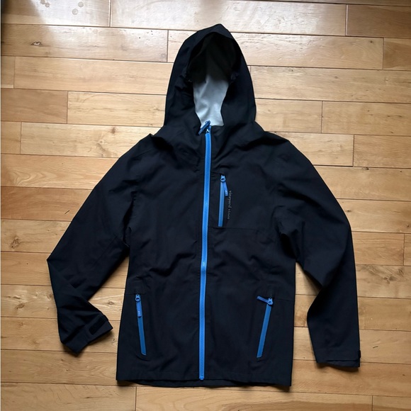 Vineyard Vines Performance youth rain jacket with hood